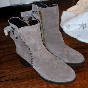 UGG Suede Grey Light Brown Boots with heel size 8 LIKE NEW